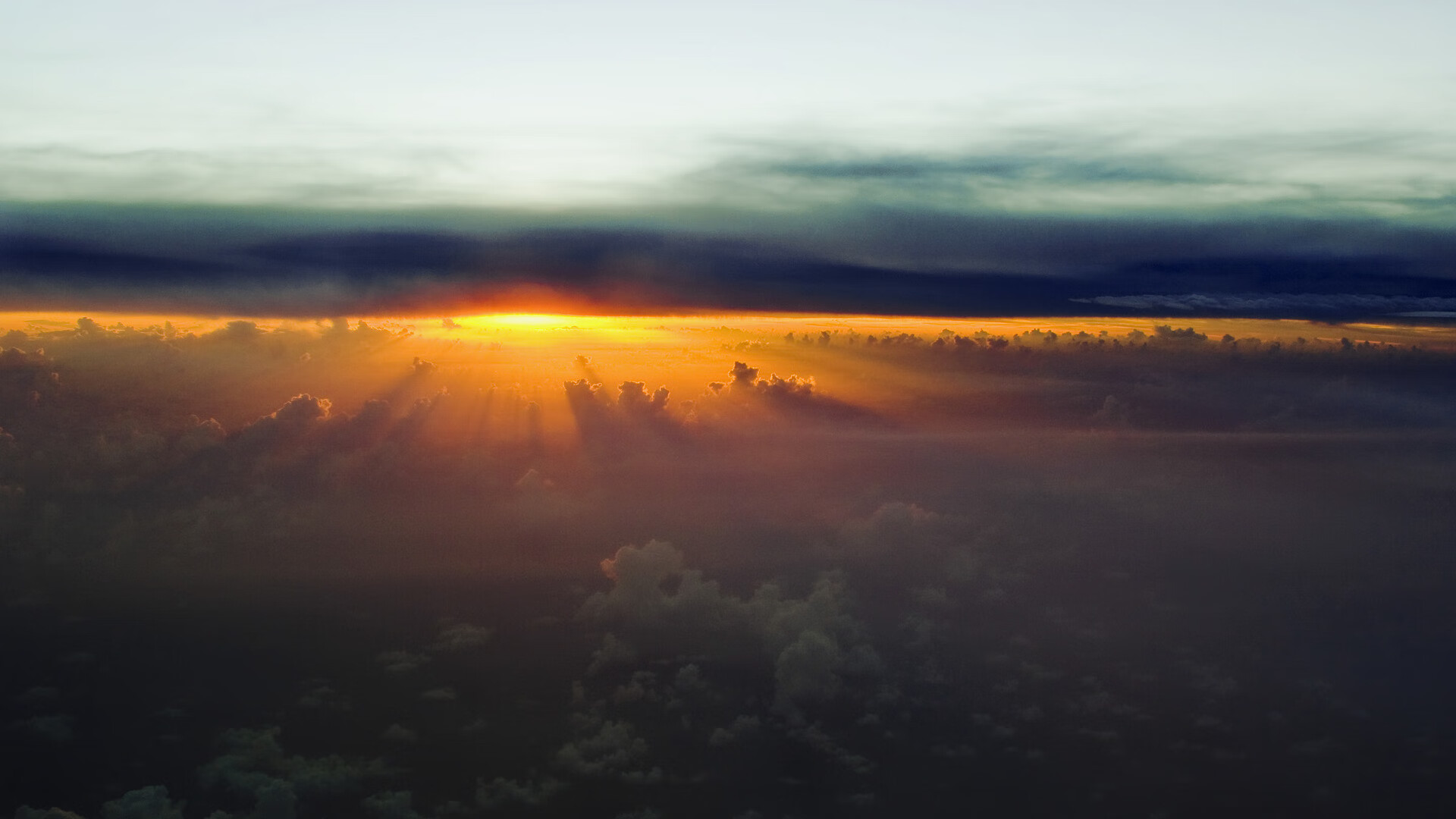 _极地冰川登山:攀越天际线的壮丽旅程_,极地冰川在哪里