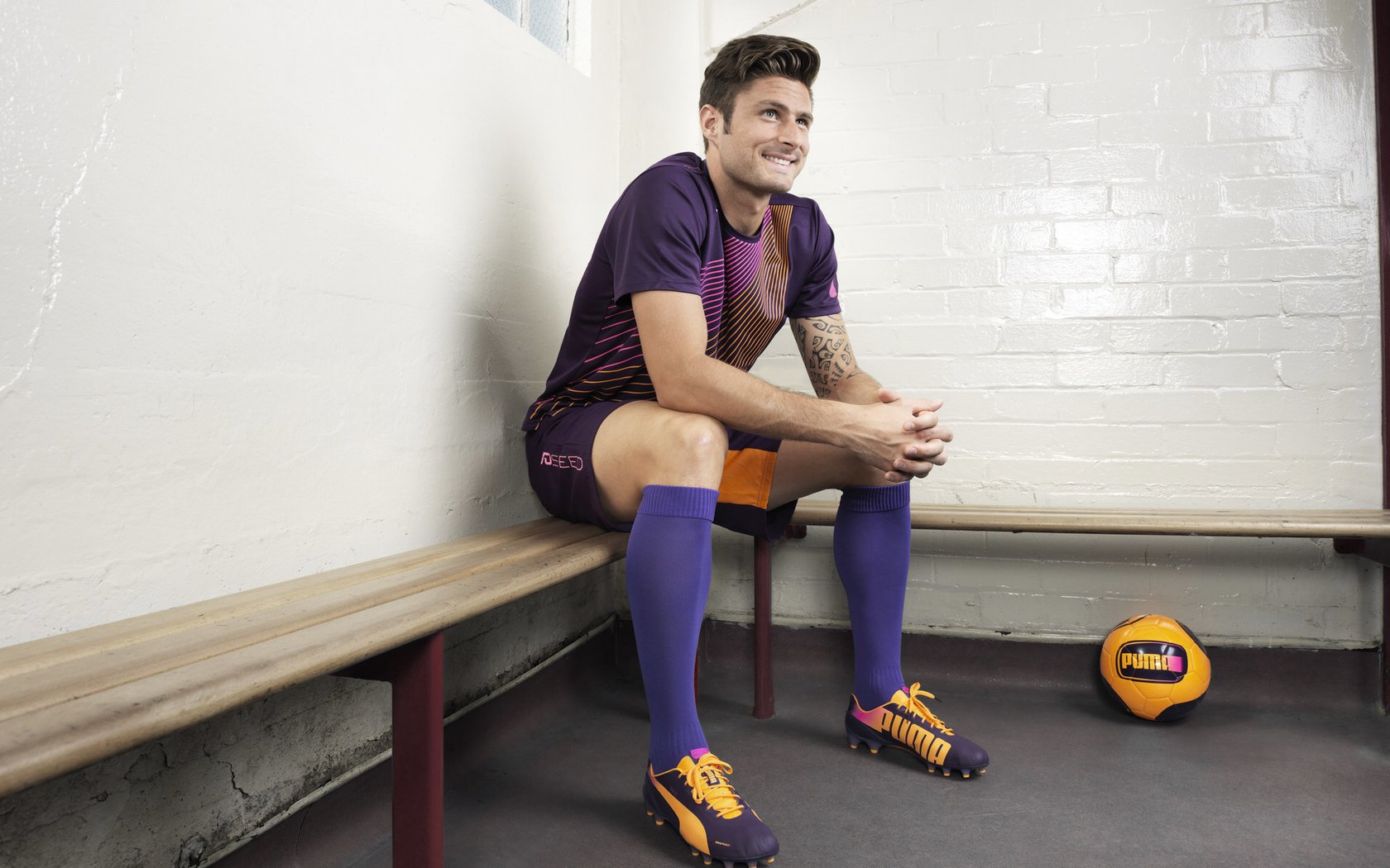 “变革战术:联盟中的新潮打法解析”